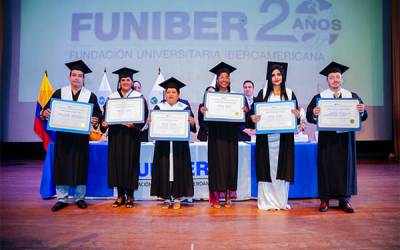 UNIB celebra una entrega de títulos para sus alumnos becados